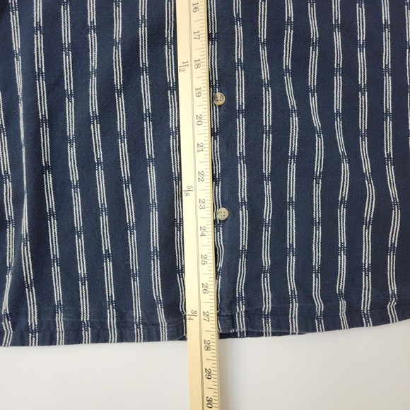 Old Navy Mens Large Navy Blue White Striped Short Sleeve Button Down Shirt L - Picture 3 of 8